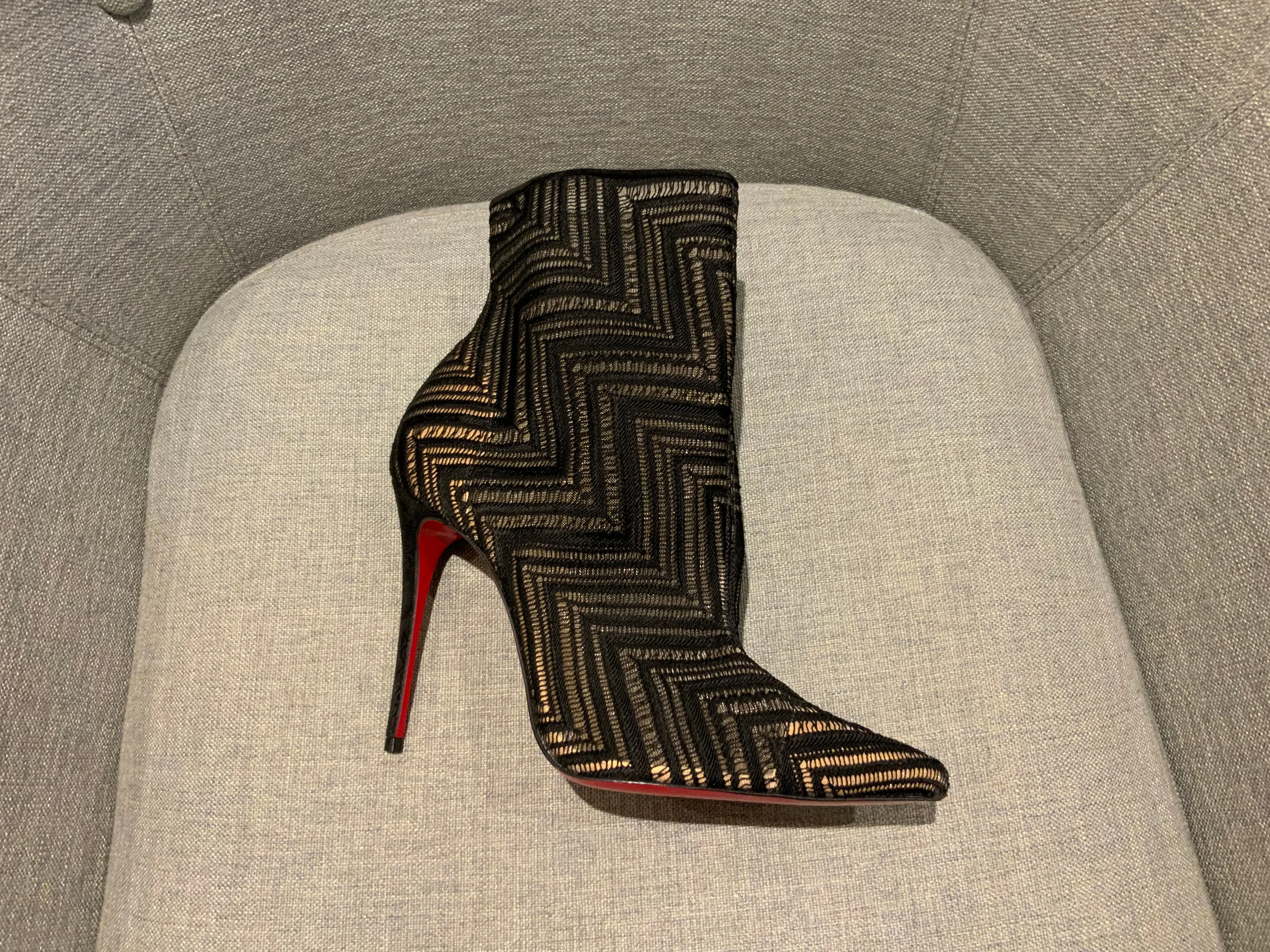Black Christian Louboutin So Kate Mesh Chevron Booties Ankle Boots 40 US 10 UK 7 ladies