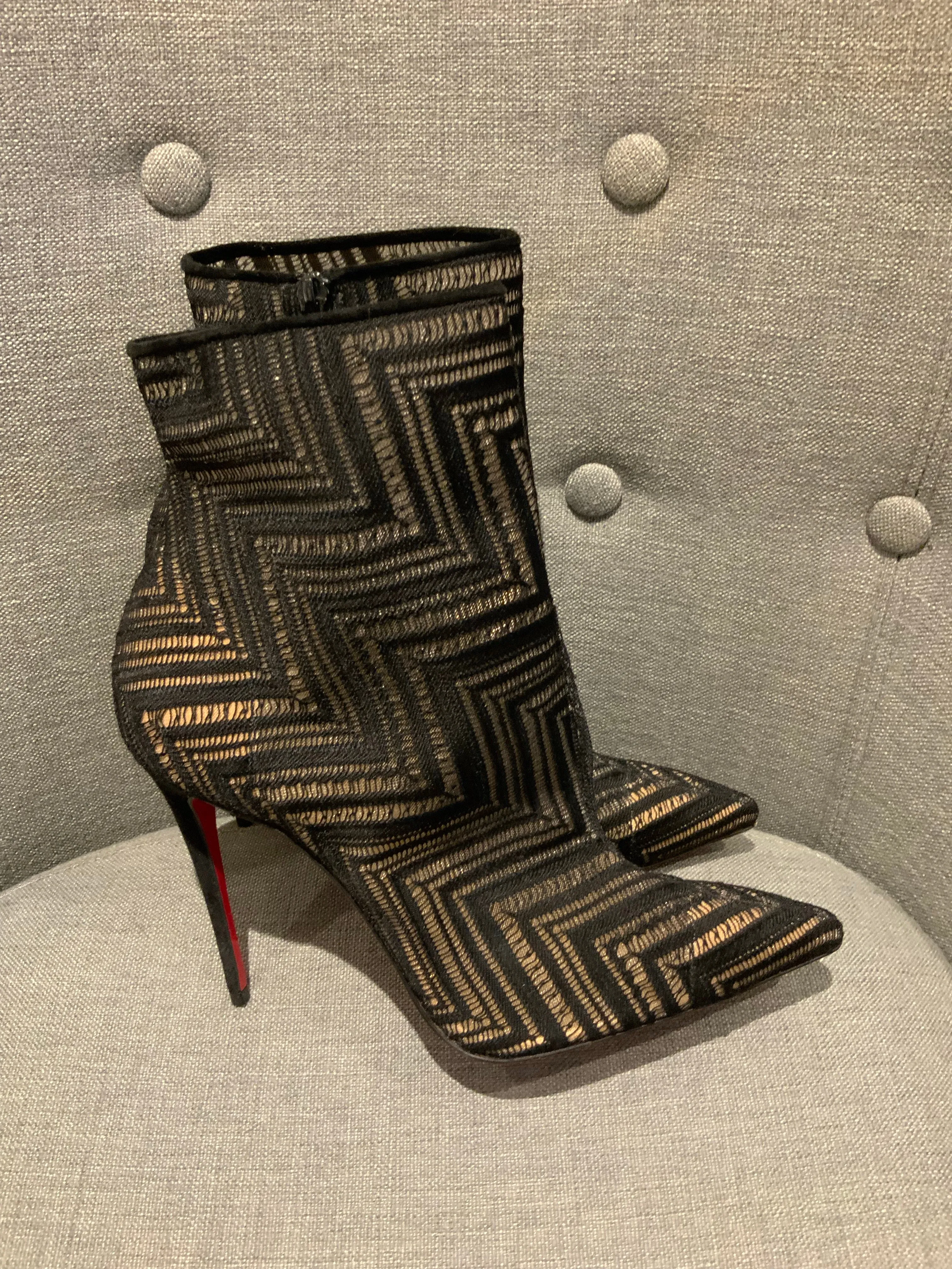 Black Christian Louboutin So Kate Mesh Chevron Booties Ankle Boots 40 US 10 UK 7 ladies